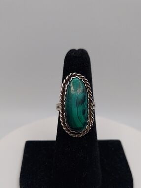Green Malachite Sterling Oblong Vtg Ring with Twisted Rope Setting,GC, 6 1/8 sz.